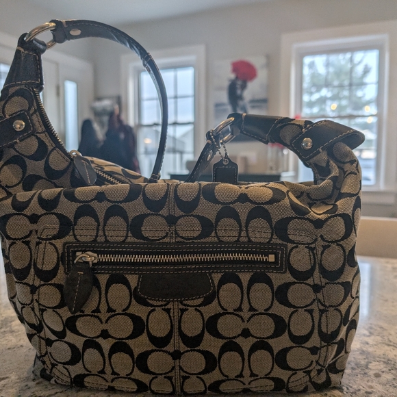 Coach Hobo - Picture 6 of 6